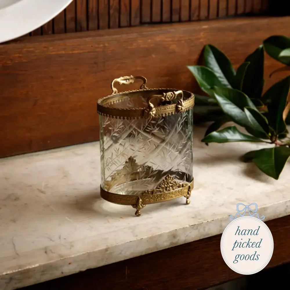 Antique Style Gold Foyer Vase Decor - Decoration