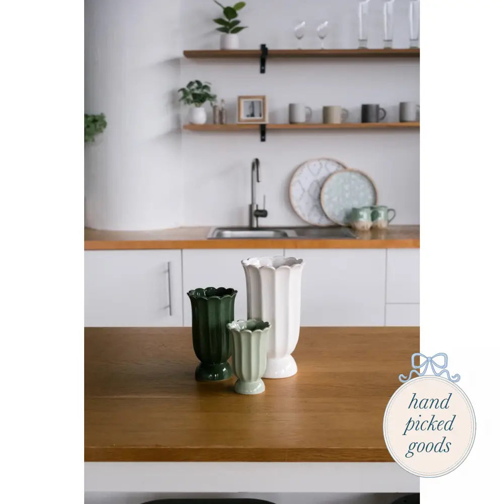 Dark Green Cottage Bloom Scalloped Vase Medium - Decor - Decoration