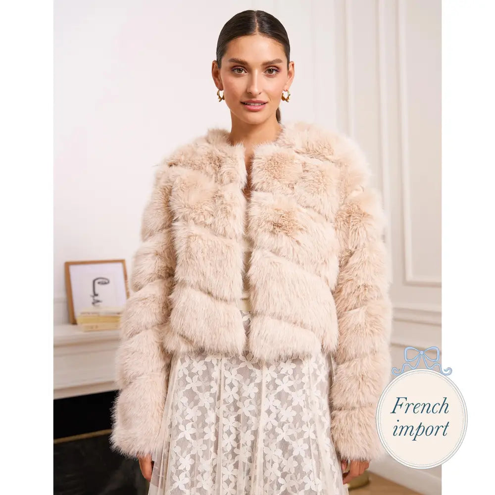 Paula Short Faux Fur Jacket Beige Femme - Clothing