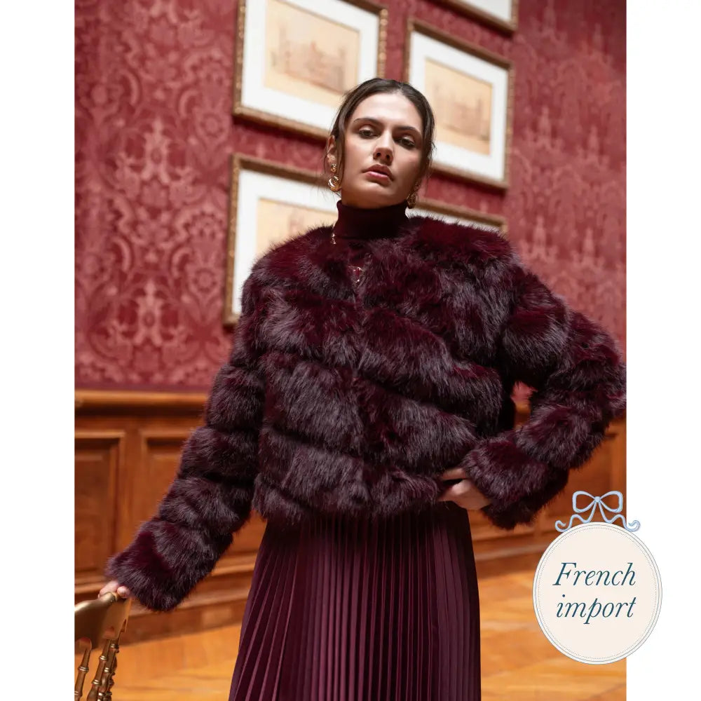 Paula Short Faux Fur Jacket Bordeaux Femme - Clothing