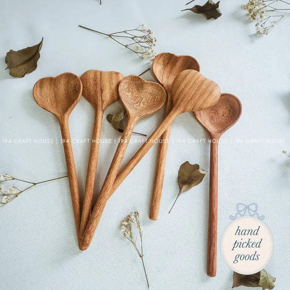 Straight Wooden Heart Spoon Medium Seasonal - Valentines