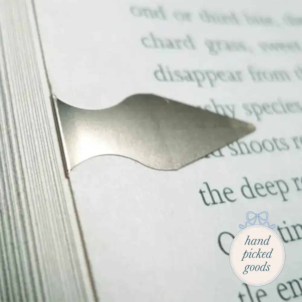 Tin of ’Cook Darts’ Book Darts for Cooks Books